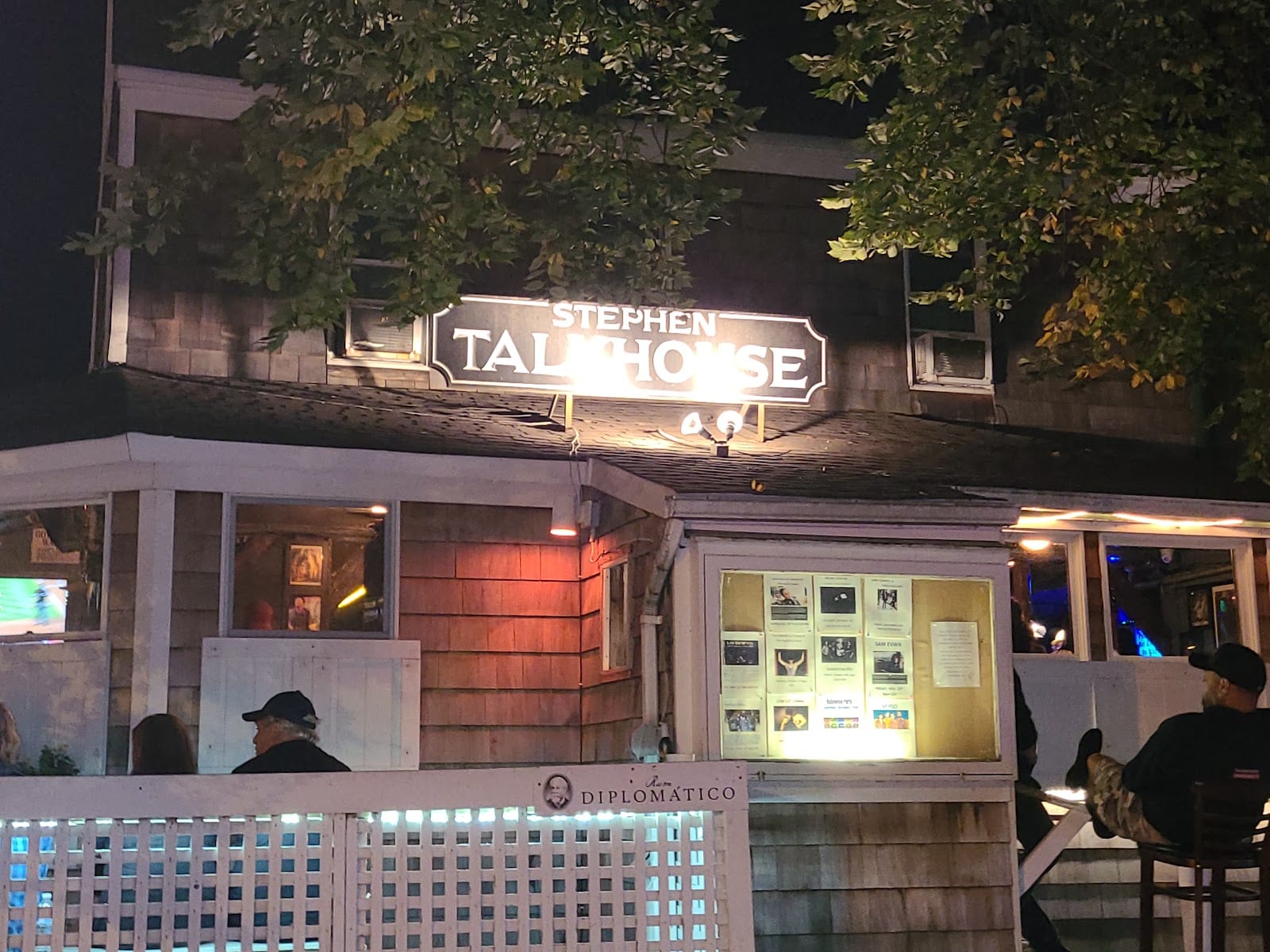 Stephen Talkhouse in The Hamptons