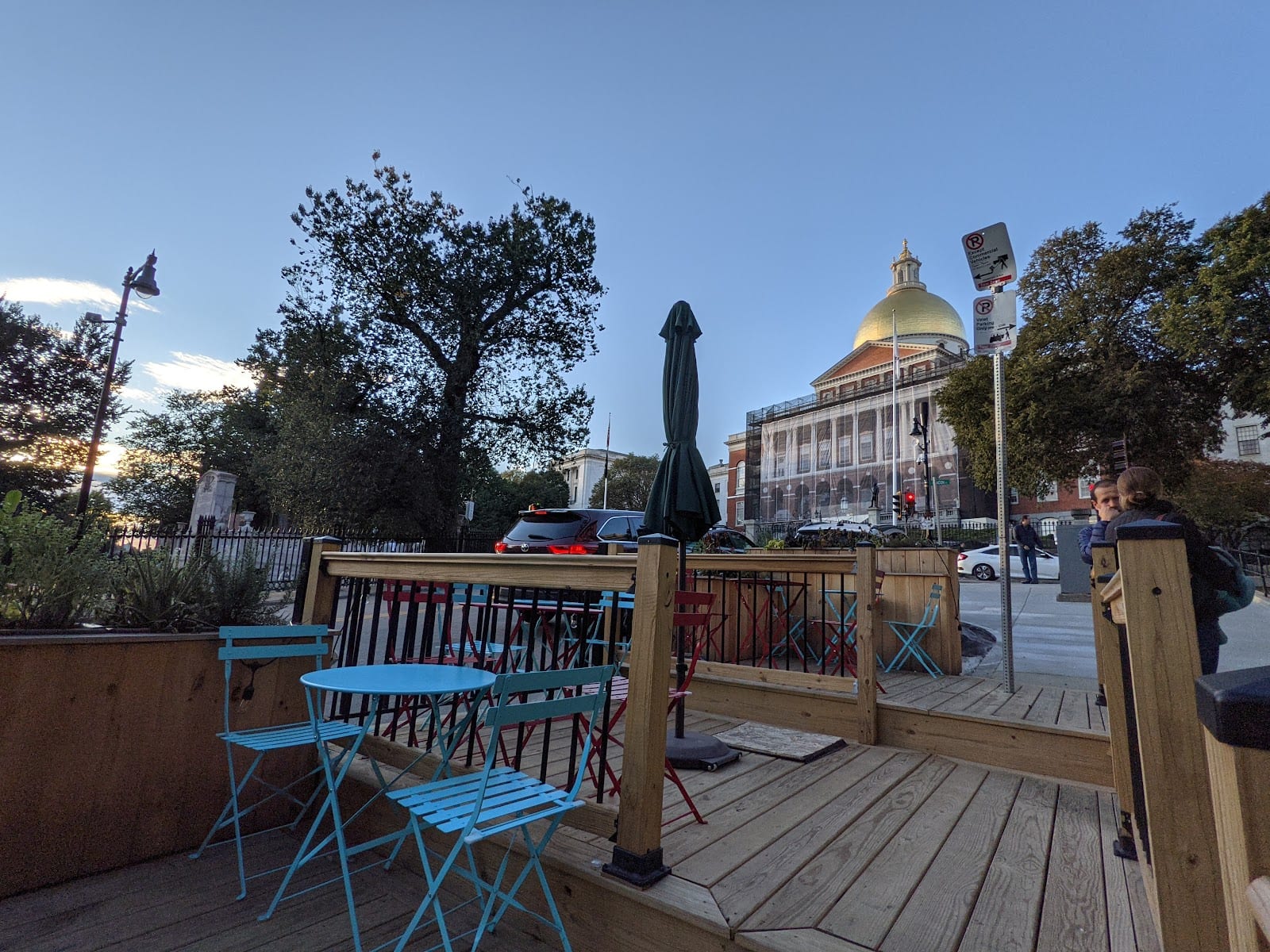 Beacon Street dining near Boston Common.