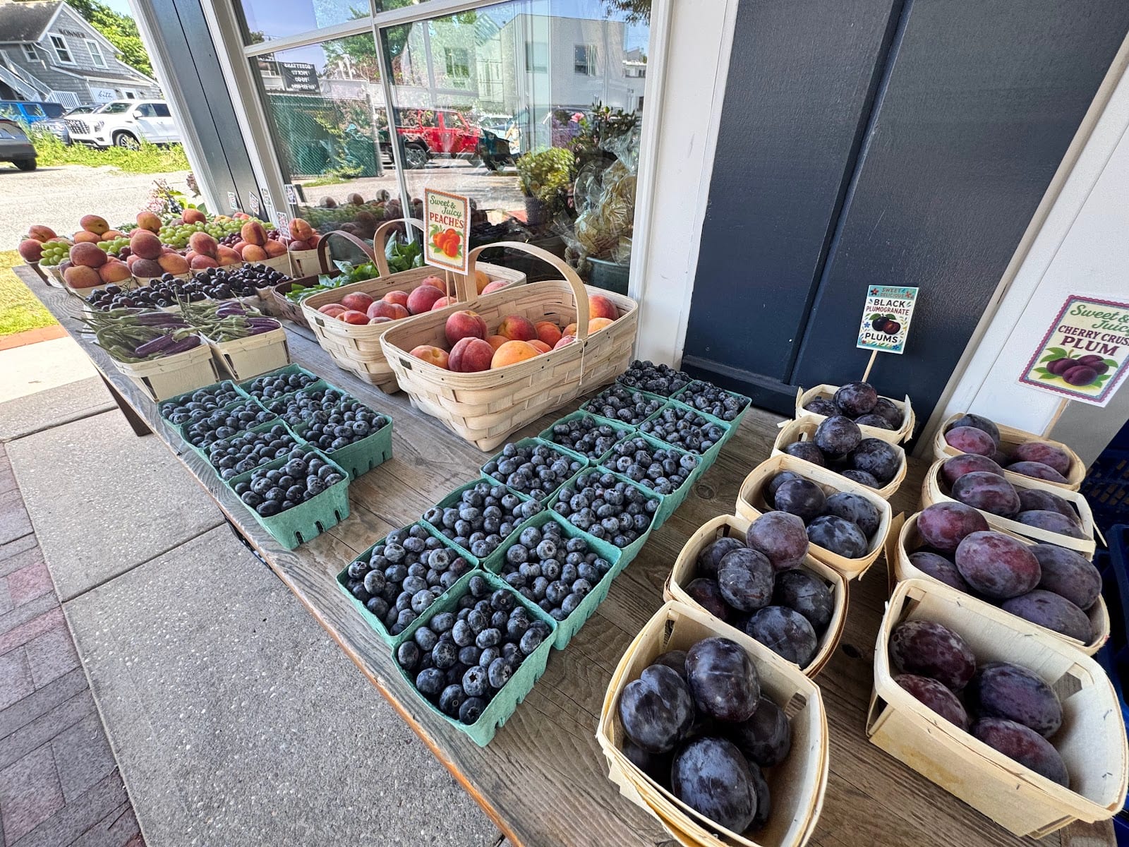 Bridgehampton Farmers Market in The Hamptons