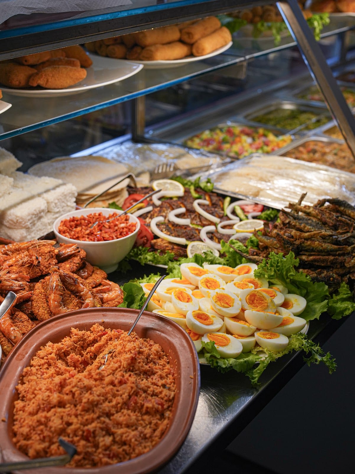 A colorful spread of Sri Lankan dishes at 7 Seven Lanka.