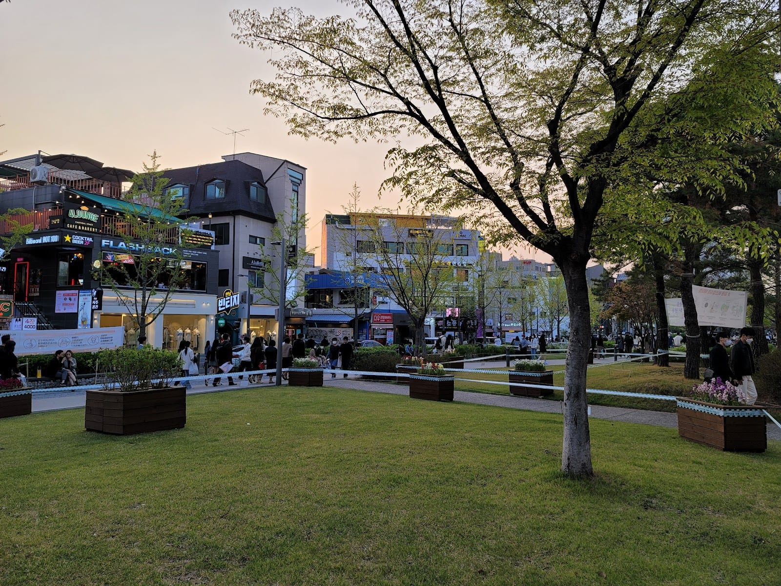 Gyeongui Line Forest Park in Seoul