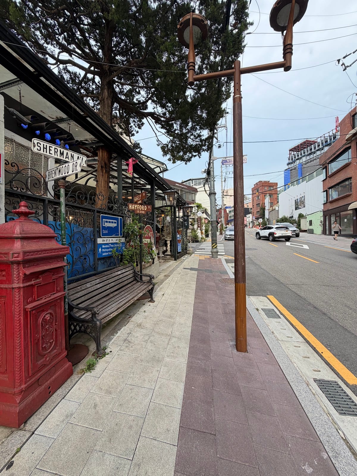Itaewon Antique Furniture Street in Seoul