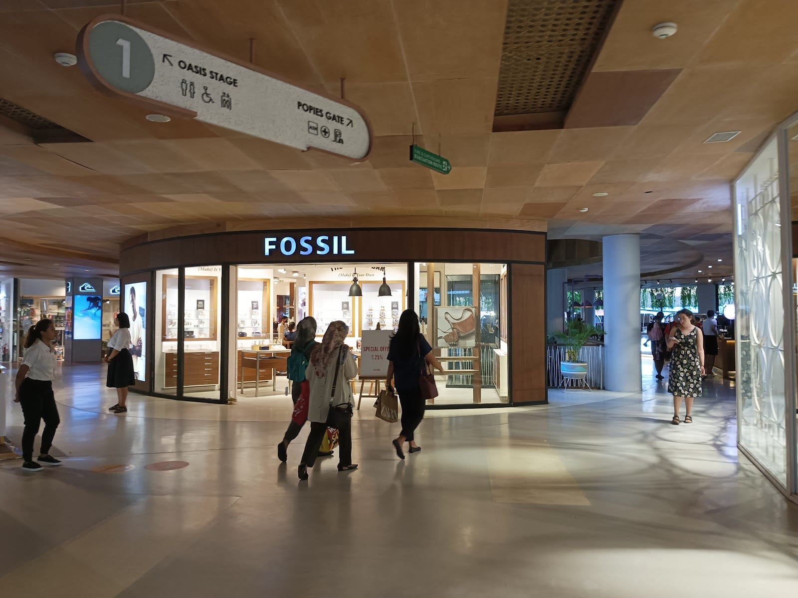 Beachwalk Shopping Center Bali in Bali