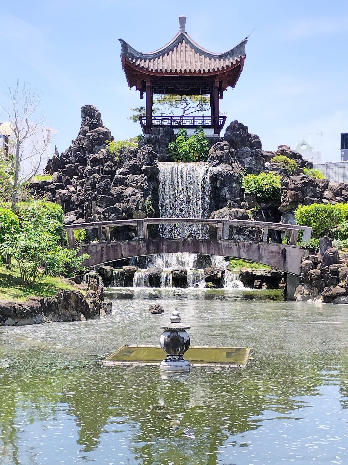 Fukushuen Garden in Okinawa