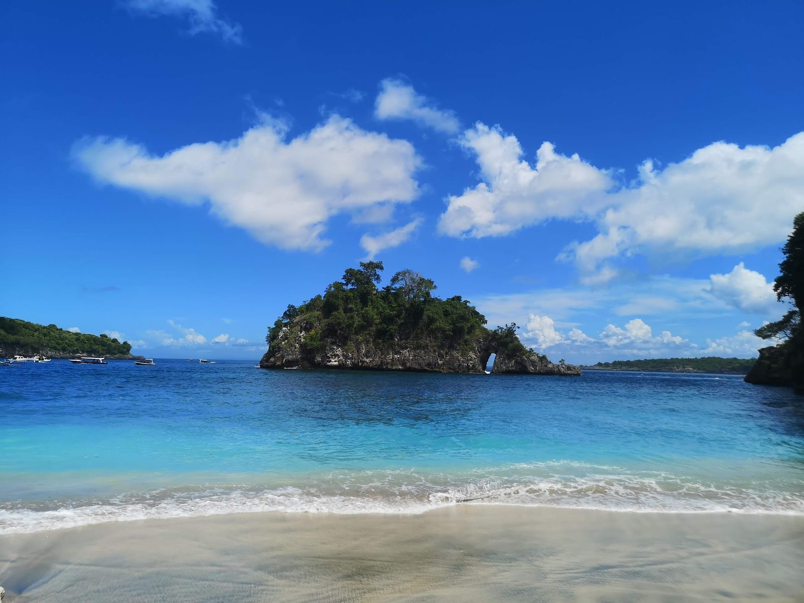 Crystal Bay in Bali