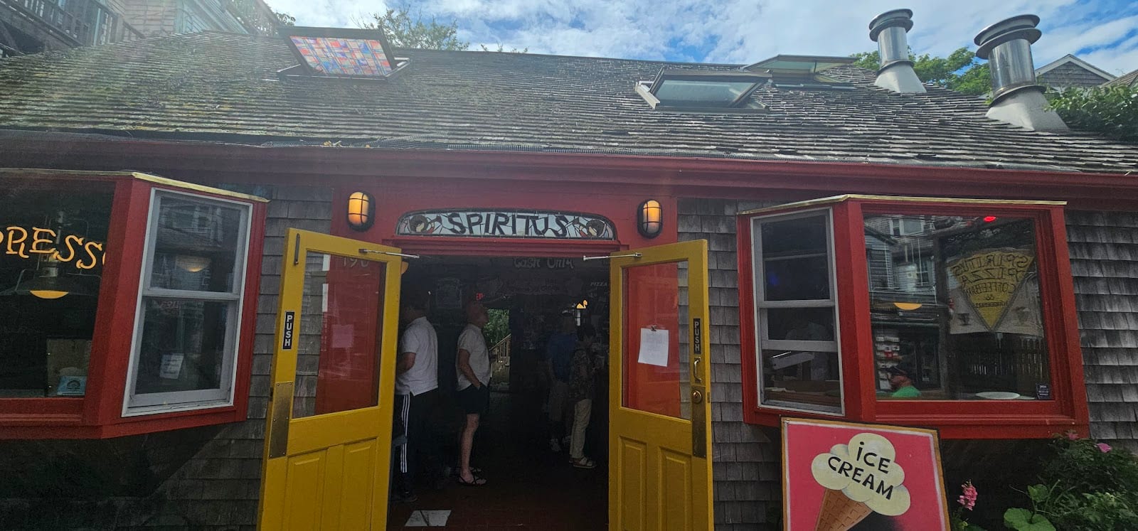 Spiritus Pizza in Provincetown