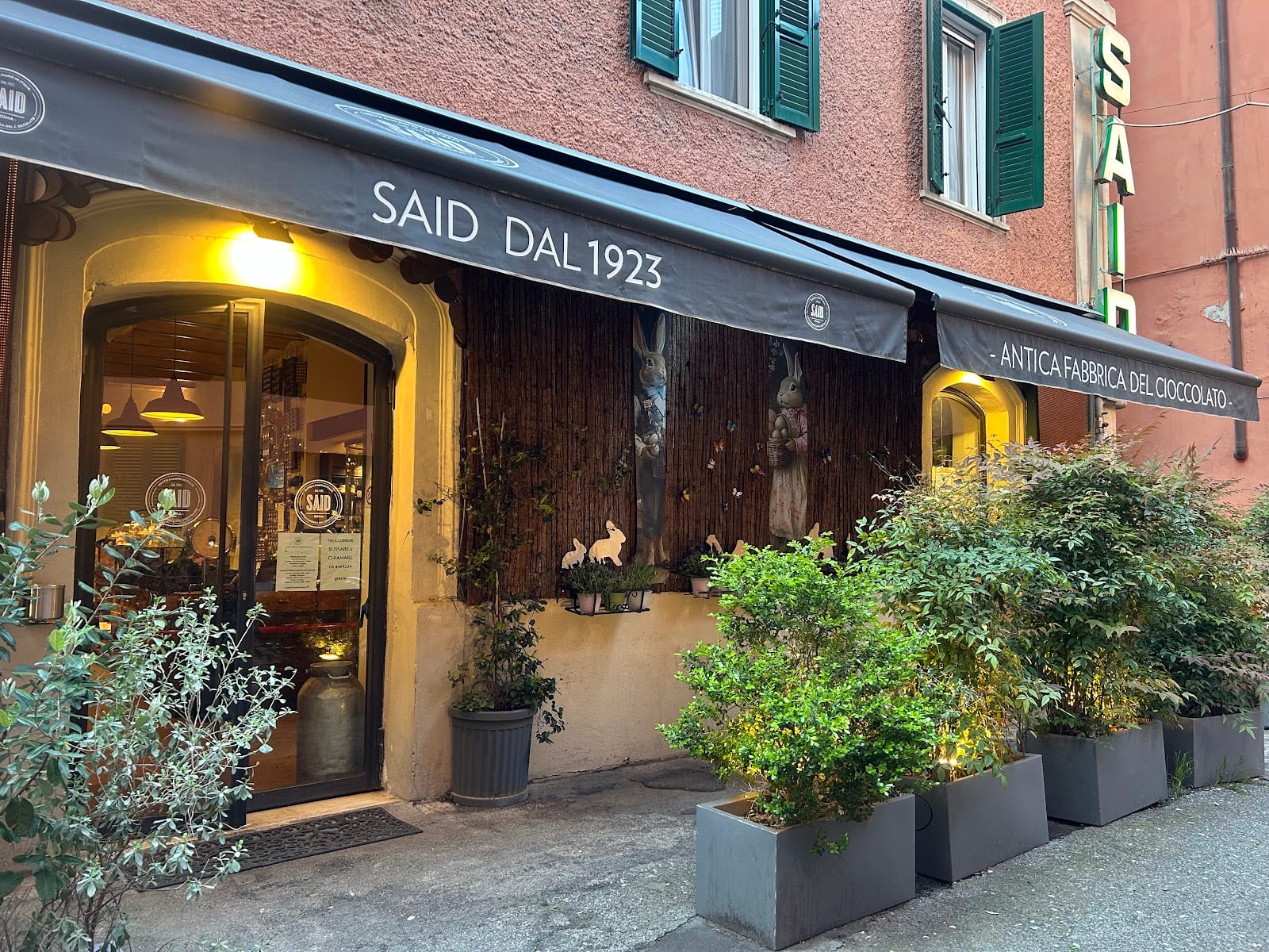 The storefront of Said dal 1923, an antique chocolate factory in San Lorenzo.