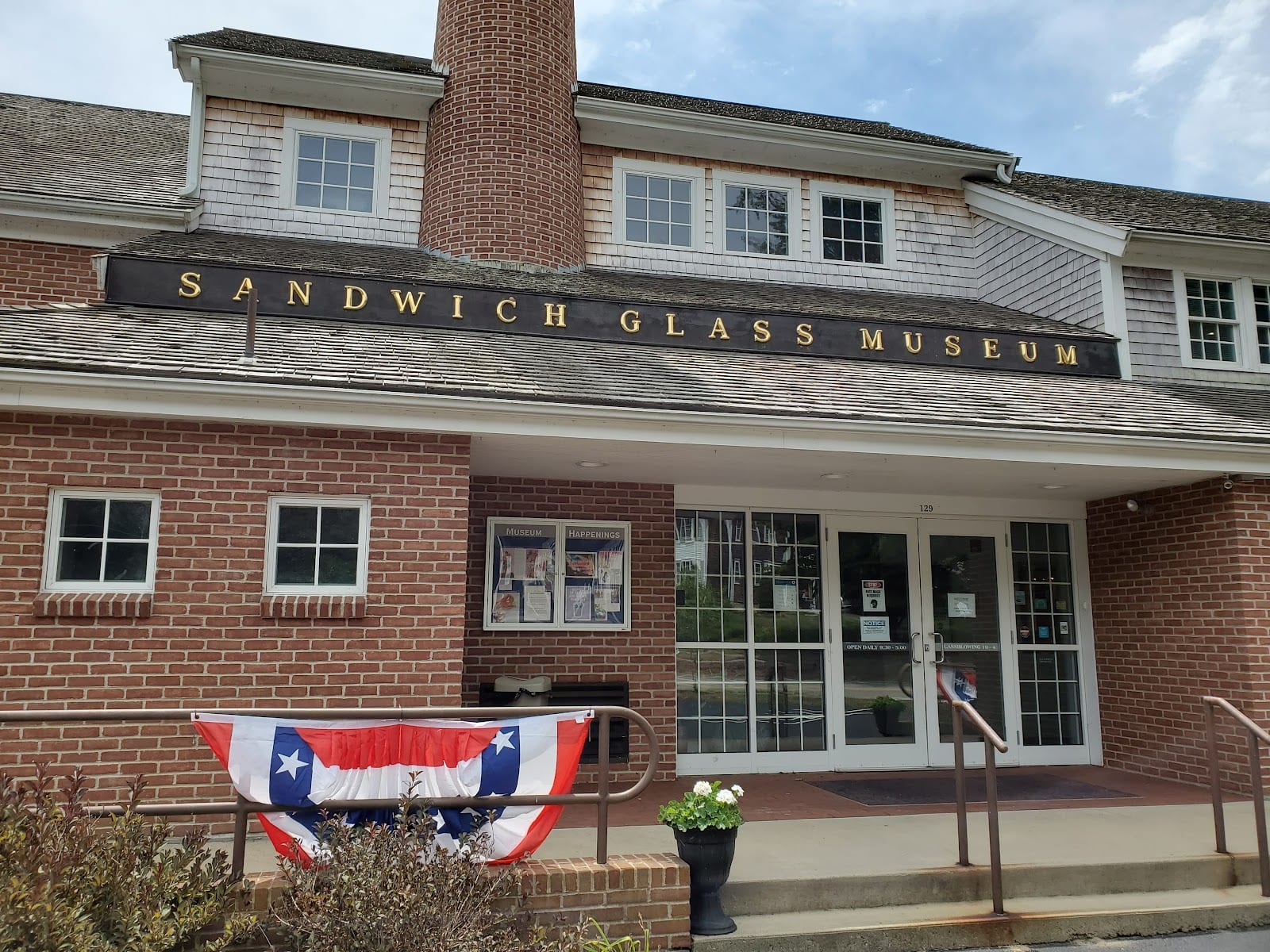 Sandwich Glass Museum in Cape Cod