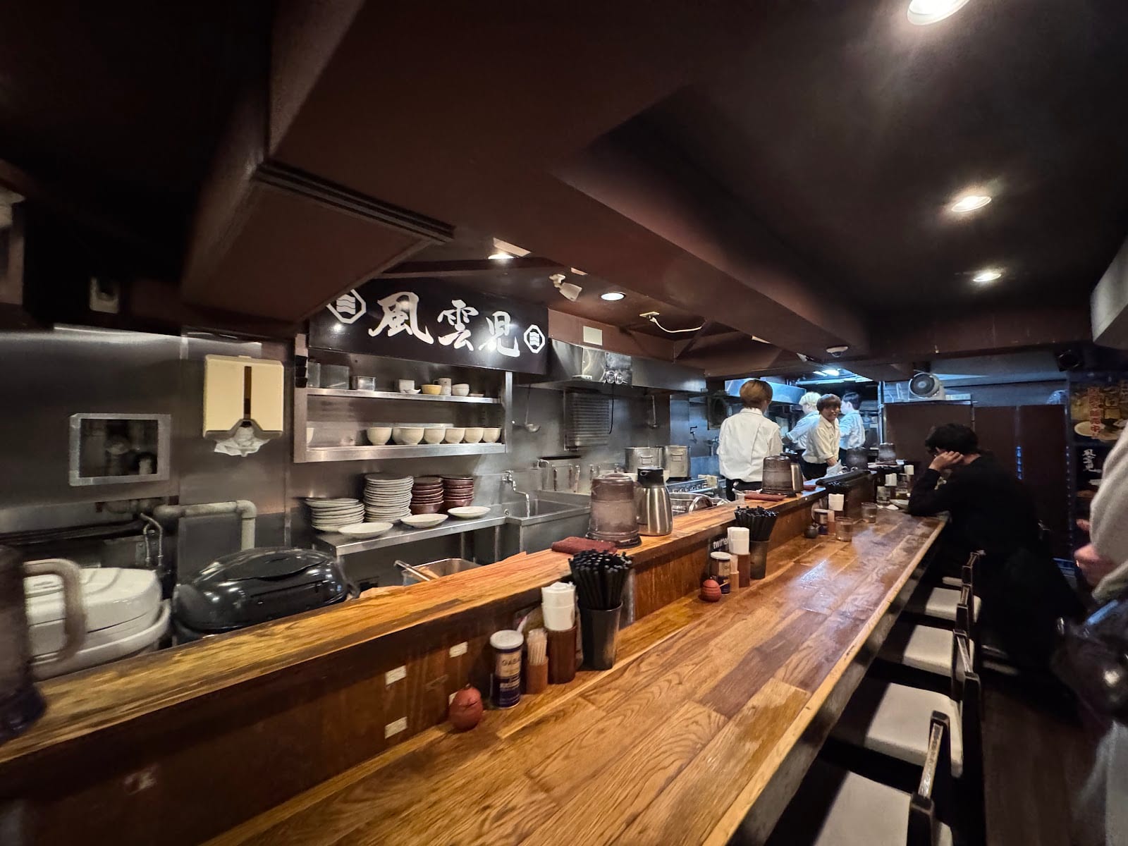 The counter and open kitchen at Fuunji.