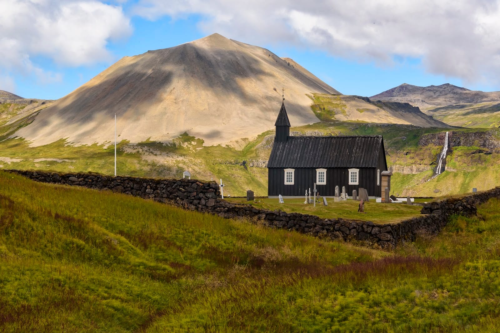 Búðakirkja (Búðir Black Church) in Reykjavik