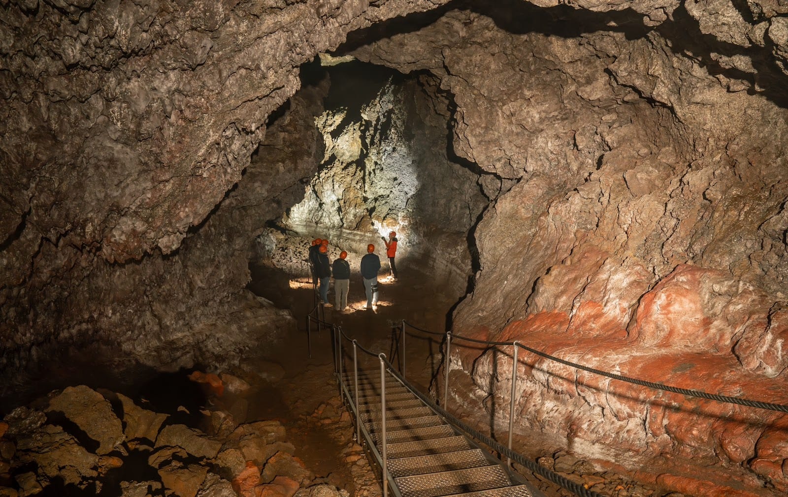 Vatnshellir Cave in Reykjavik