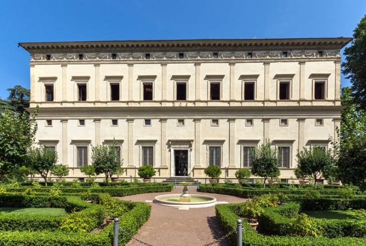 The Renaissance facade of Villa Farnesina from its garden.
