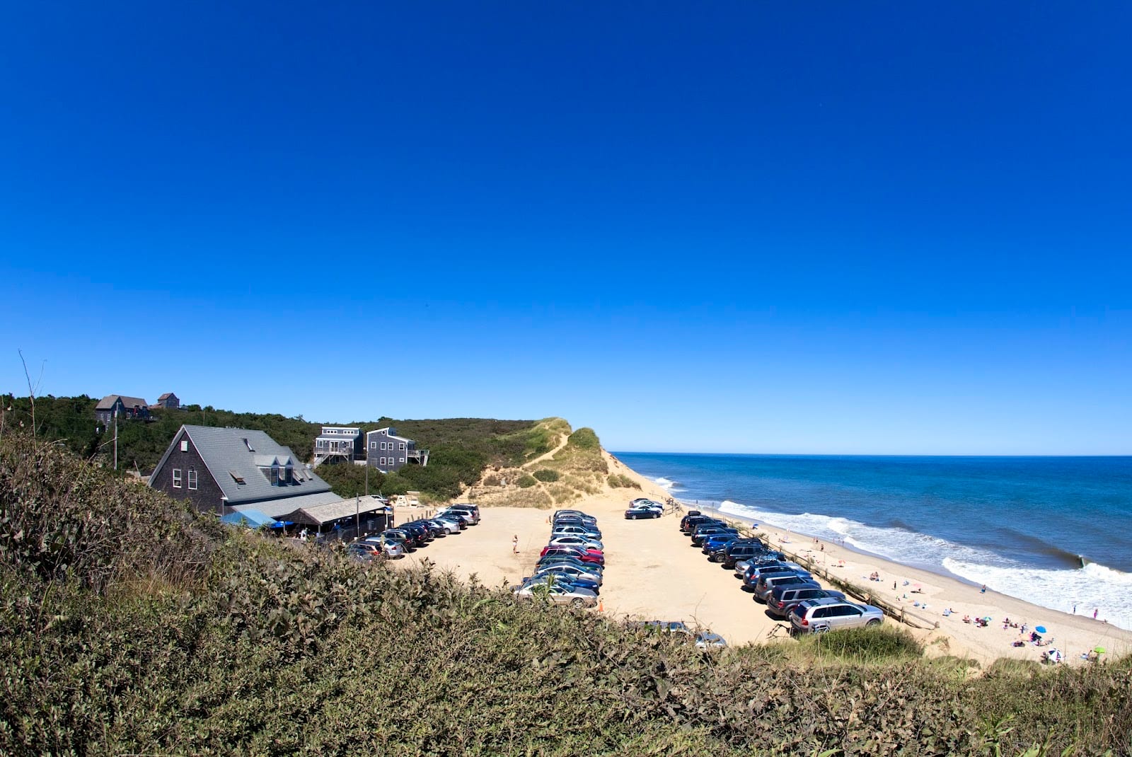 Cahoon Hollow Beach (The Beachcomber) in Cape Cod