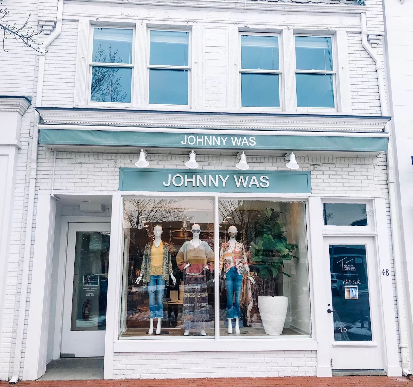 Main Street and Jobs Lane Shopping District in The Hamptons