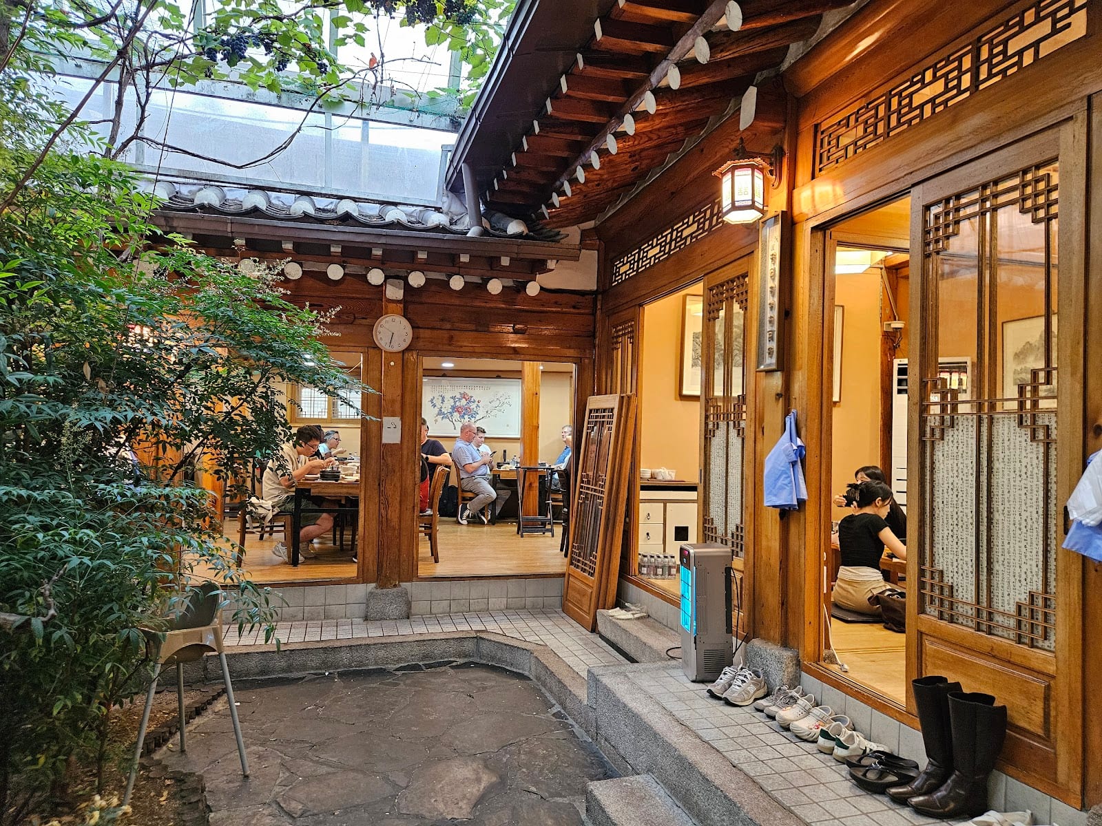 Tosokchon Samgyetang in Seoul