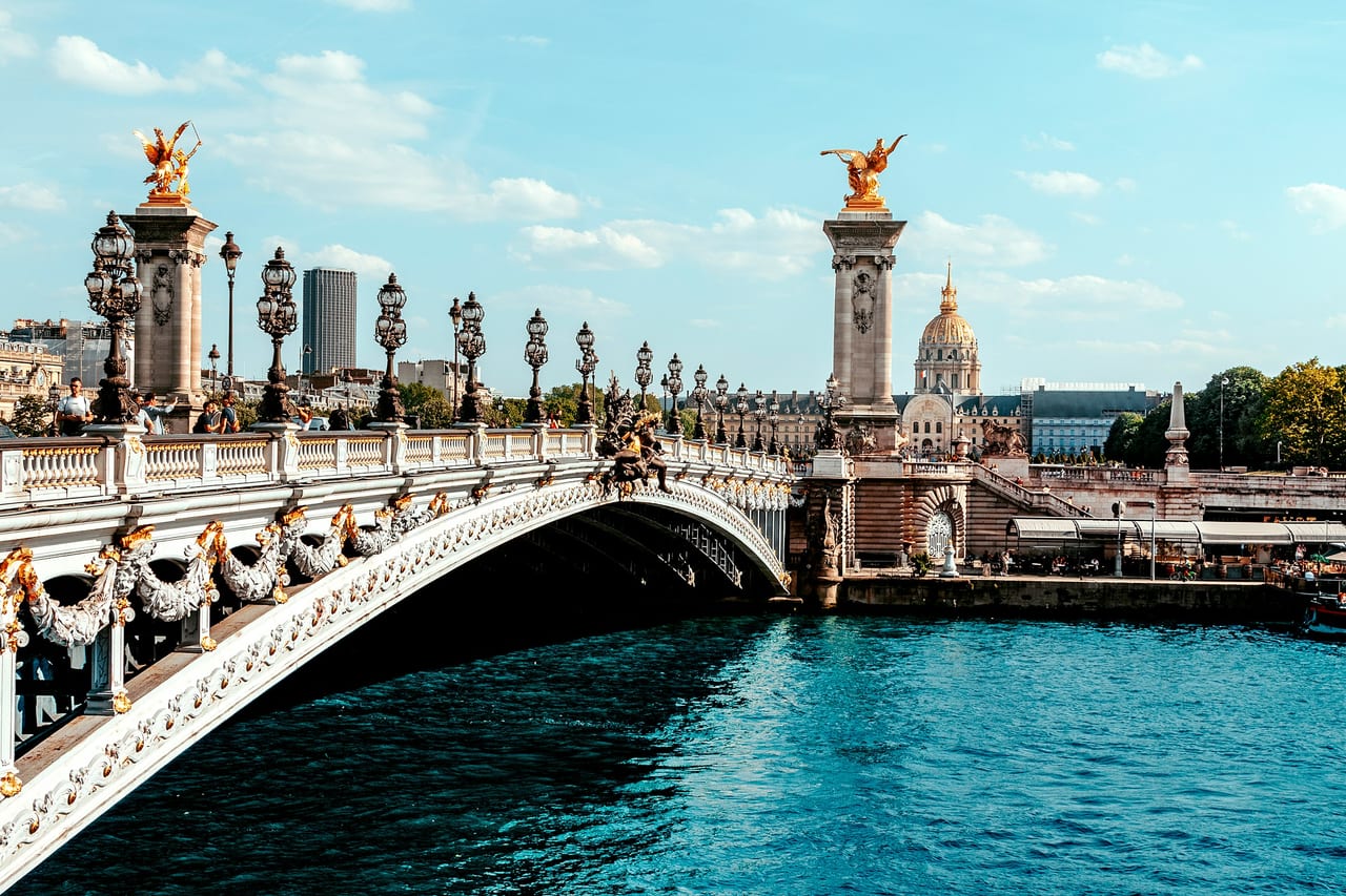 Pont Alexandre III in Paris (Montmartre & Trocadéro).