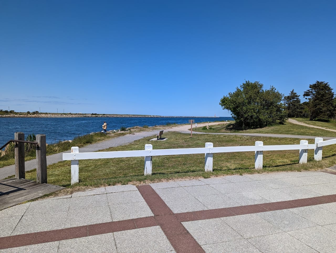 Cape Cod Canal Bike Trail (Sandwich side) in Cape Cod