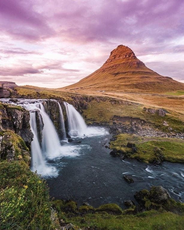 Kirkjufell Mountain, Grundarfjörður in Reykjavik