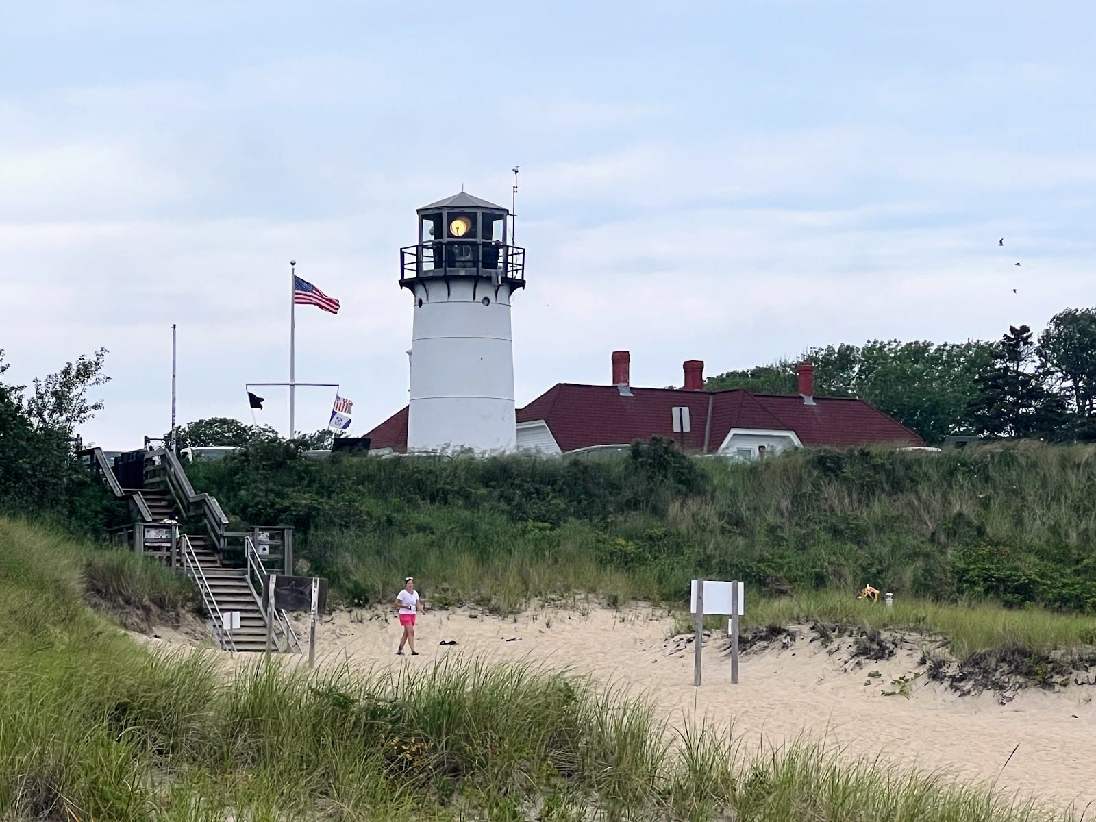 Chatham Lighthouse & Lighthouse Beach in Cape Cod